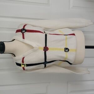 Vintage Cheryl Tiegs v Neck sweater